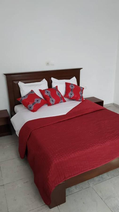 Residence Romiace Kribi Exterior foto